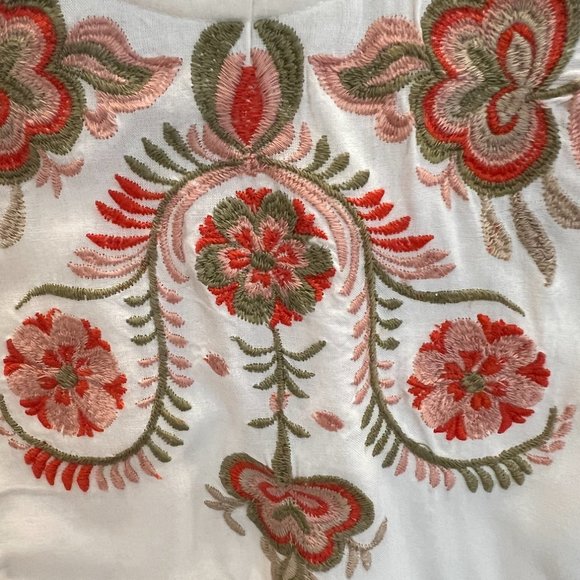 Bl^nk London Lace Floral Long Sleeved Blouse - Picture 3 of 3